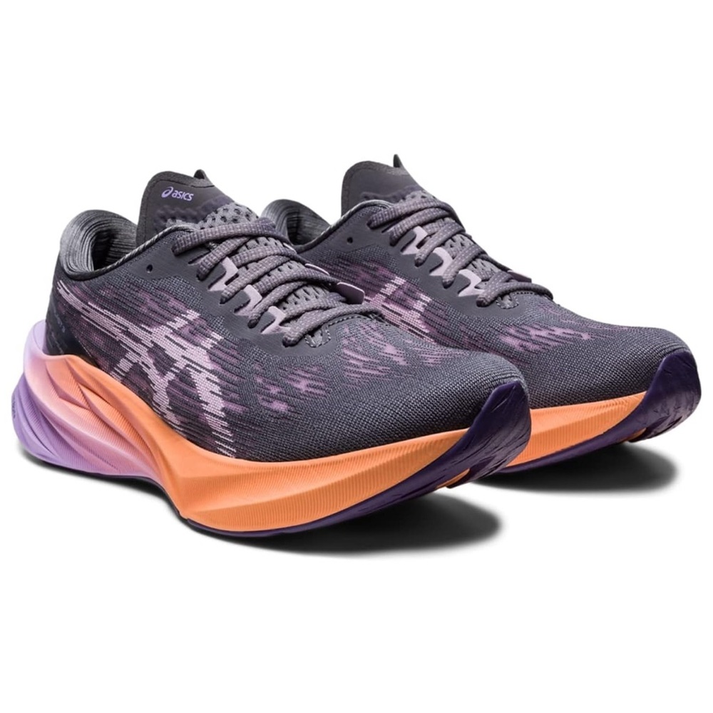 ASICS Women's NOVABLAST 3 Running Shoes women’s size 9.5